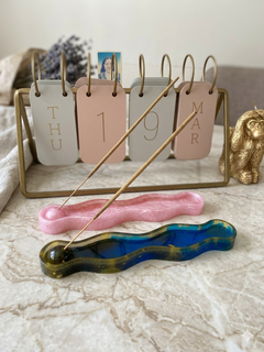 Porte-Encens Artisanal "Ondulation" – Résine Époxy Haute Brillance