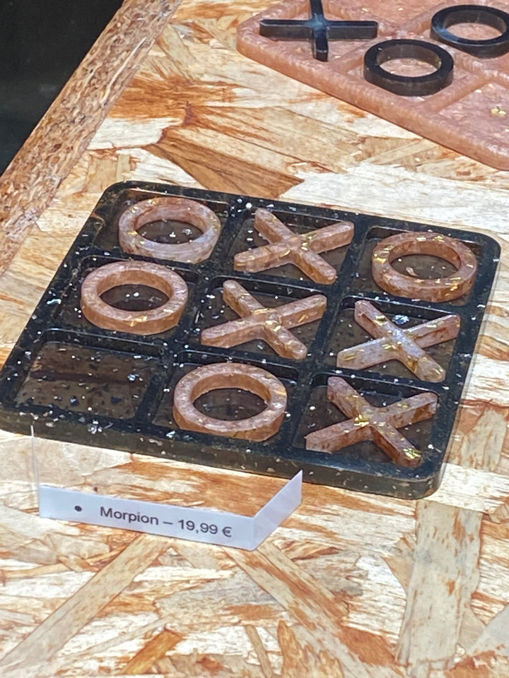 ❌⭕ Jeu de Morpion en Résine – Plateau & Pions (Pièce Unique)