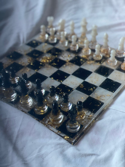 ♟️ Échiquier en Résine – Édition Spéciale Octobre Rose (Pièce Unique)