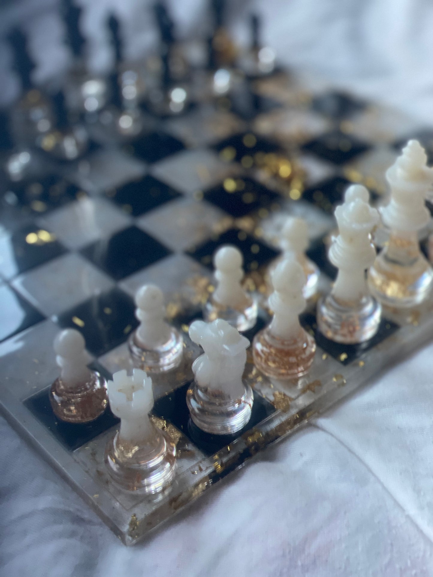 ♟️ Échiquier en Résine – Édition Spéciale Octobre Rose (Pièce Unique)