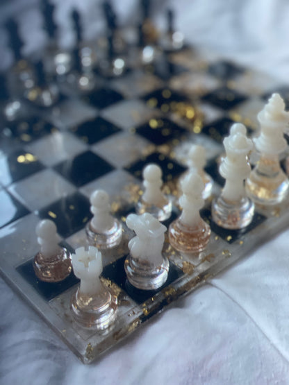 ♟️ Échiquier en Résine – Édition Spéciale Octobre Rose (Pièce Unique)